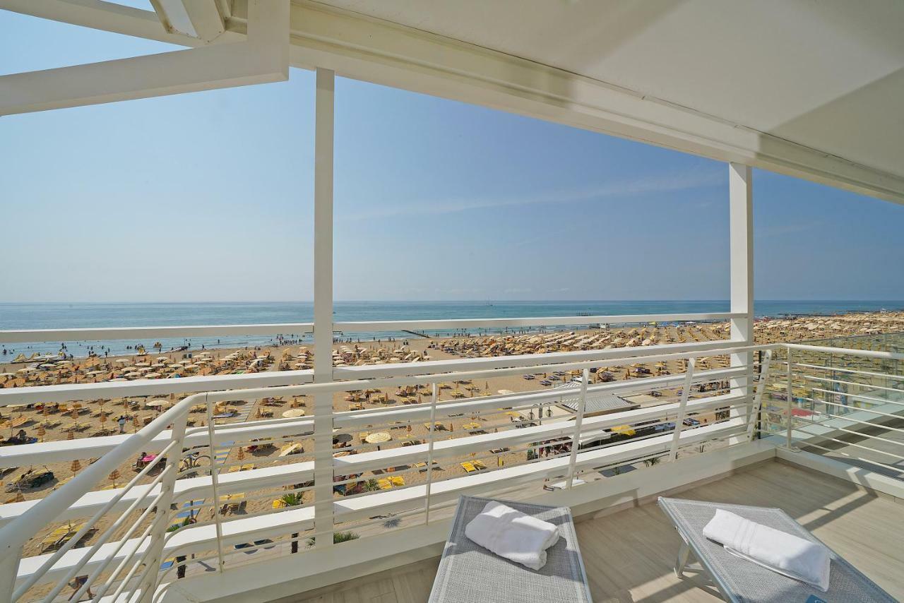 Hotel Strand Frontemare Lido di Jesolo Buitenkant foto